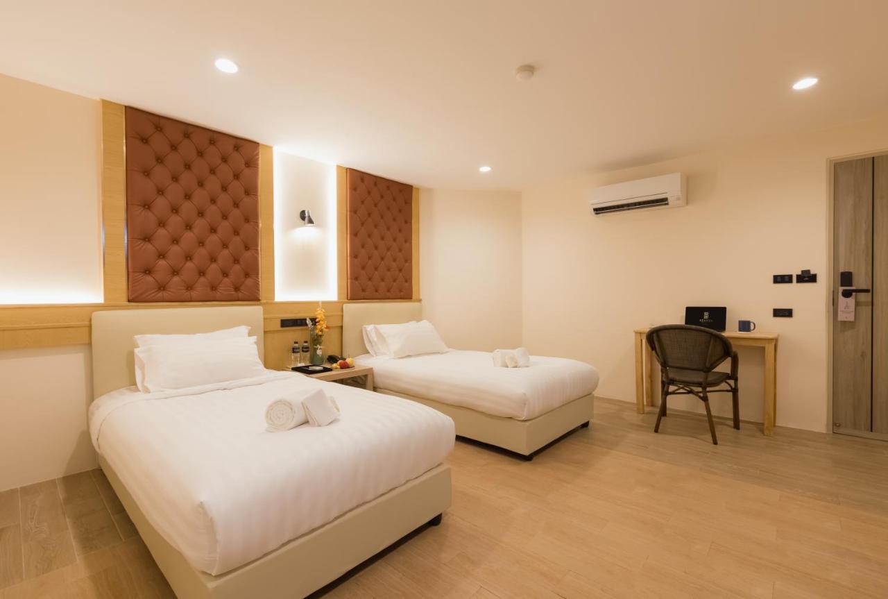 Heaven Boutique Hotel Bangkok Exterior photo