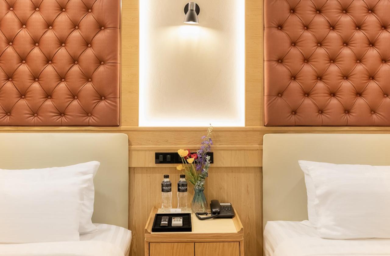 Heaven Boutique Hotel Bangkok Exterior photo